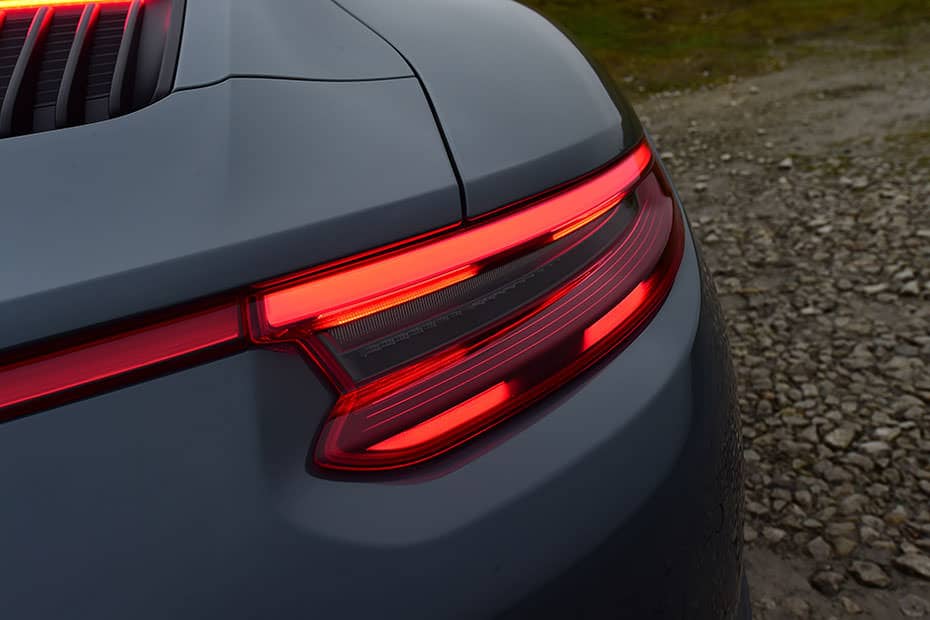 Porsche 911 GTS backlight detail