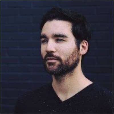 Investor portrait 24
